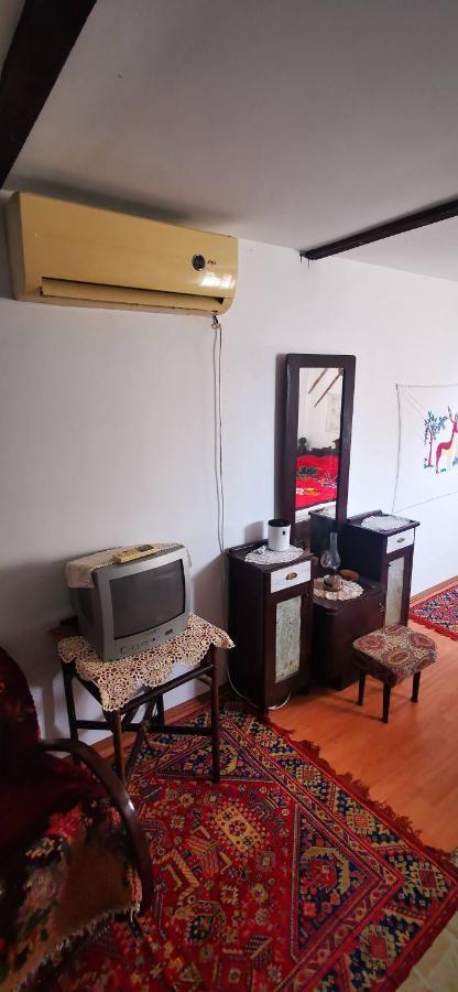 Etno Domacinstvo Miris Bosiljka Apartment Mislodin Exterior photo